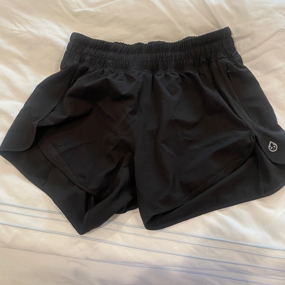 Tasc, shorts - Picture 1 of 3
